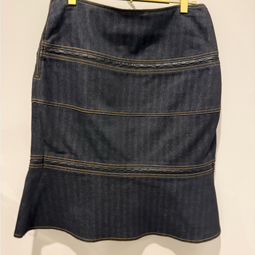 💋Etcetera Blue denim Pencil Skirt with‎ Brown Stitching - Picture 4 of 6